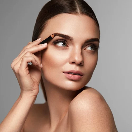 Augenbrauentransplantation